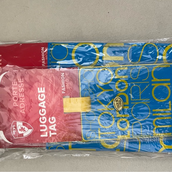 BNIB Heys travel accessories. Over $150 in value! - Picture 13 of 15
